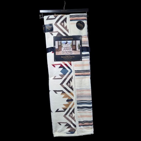 Pendleton Throw Blanket For Two Reversible Oversized Cream Tribal Pattern 60x80 - Picture 16 of 16